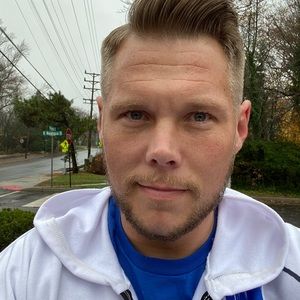 Meet your Posher, Robert